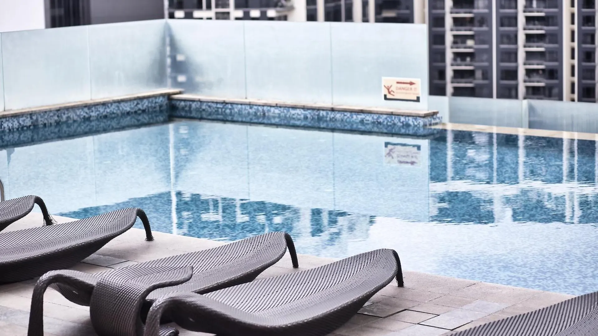 Luxury Cozy Cormar Suite 5 Minutes Walk To Suria Klcc Kuala Lumpur 0*,  Malasia