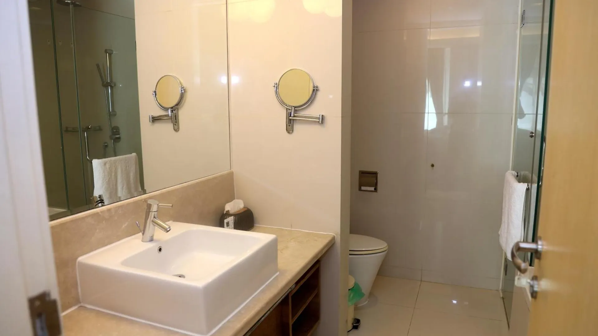 Luxury Cozy Cormar Suite 5 Minutes Walk To Suria Klcc Kuala Lumpur Malasia